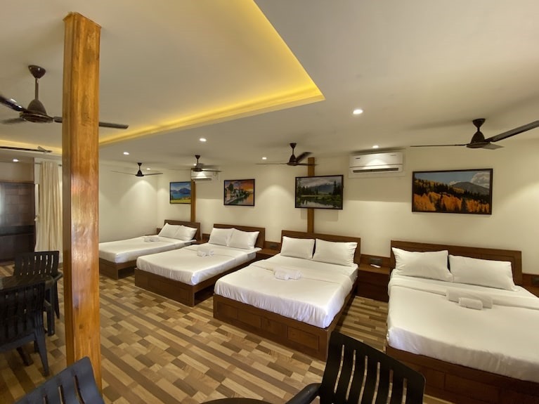Group Stay Room